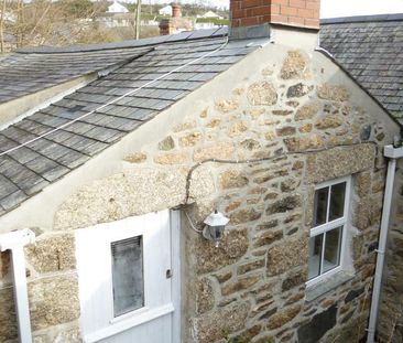 2 bedroom terraced house to rent - Photo 4