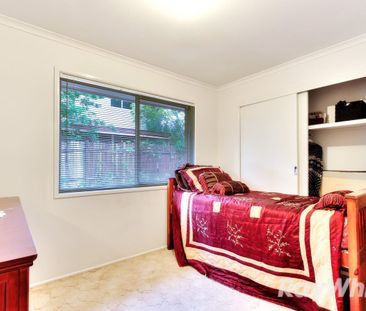 Cozy Family-Friendly Home Available Before Christmas! - Photo 6