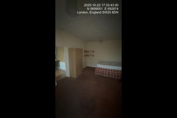 Studio Flat, Kingston Road, SW20 - Photo 1