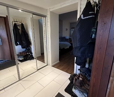 Huddinge - 1rok - tillsv - 7.935kr/mån - Photo 3