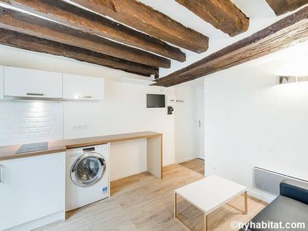 Logement à Paris, Location meublée - Photo 2