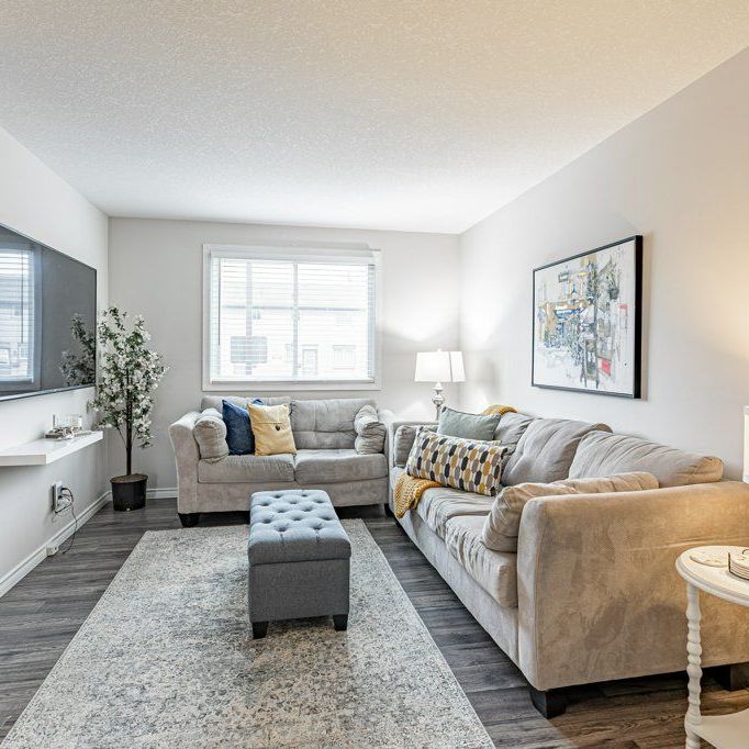 For Lease - 490 Third Street Unit# 19, London East, Ontario - Photo 1