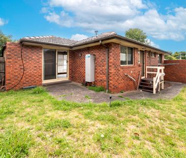 Fully Renovated Unit in the Heart of Mount Waverley - Photo 1