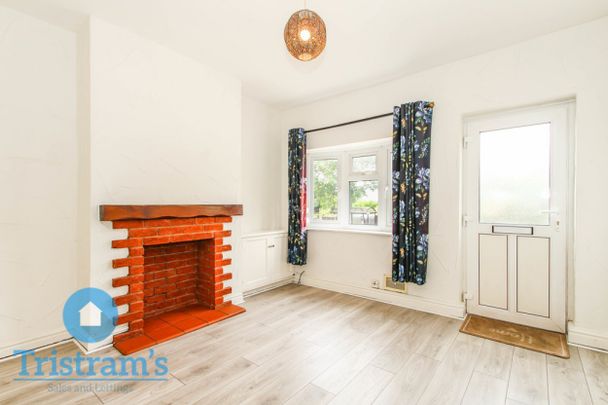 References Pending - 2 bed Mid Terraced House - Photo 1