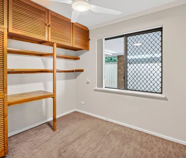 35 Oakover Way, Gosnells, WA 6110 - Photo 6