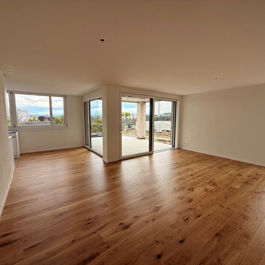 Wunderschöne 3.5-Zimmer-Gartenwohnung in Rümlang – stilvoller Neubau mit hohem Wohnkomfort - Foto 1