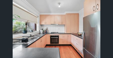 3 BEDROOM HOME WITH SIDE ACCESS AVAILABLE - Photo 5