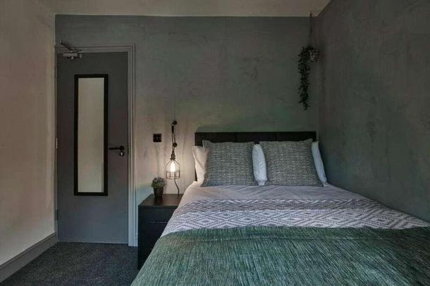 Dereham Road, Norwich, Norfolk, NR2 - Photo 1