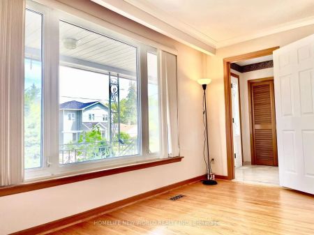 Detached Home For Lease | E8464870 - Photo 3