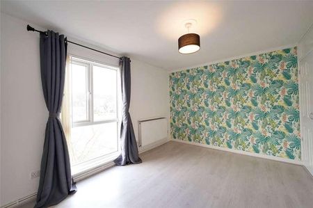 Oak Lane, Raf Lakenheath, Brandon, Suffolk, IP27 - Photo 3