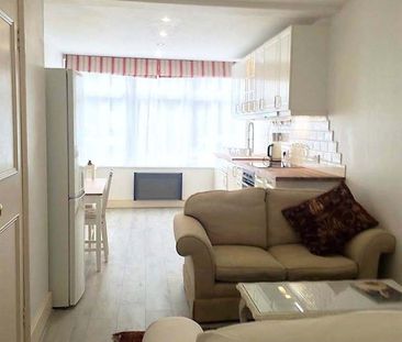 1 Bed Flat, Tyers Street, SE11 - Photo 1