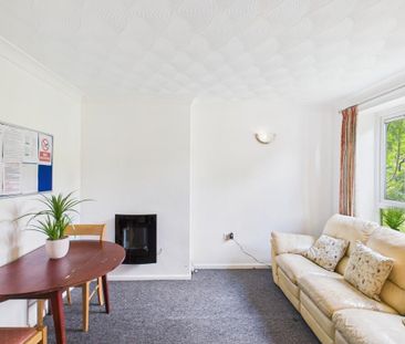 4 bedroom terraced house to rent - Photo 1