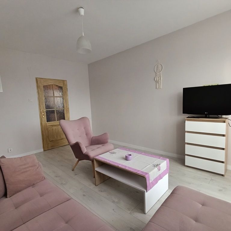 Na wynajem – 2 pokojowe mieszkanie ul. Maczka - Photo 1