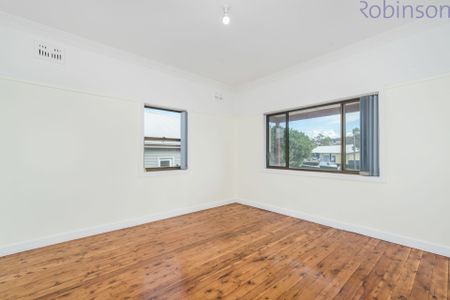 Well presented unit less than 2km from Belmont town Centre - Photo 5