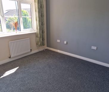 3 Bedroom Property Available TO LET Now! - Photo 4