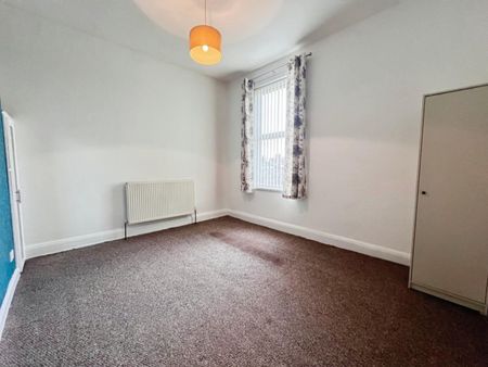 1 bedroom Flat To Let Total Size: 560 SQ FT - Photo 4