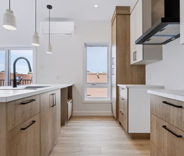 1881 Rue Martin Nicolet - Photo 4