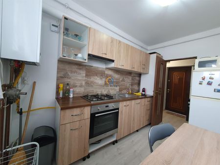 Inchiriere apartament 4 camere Ultracentral - Photo 2