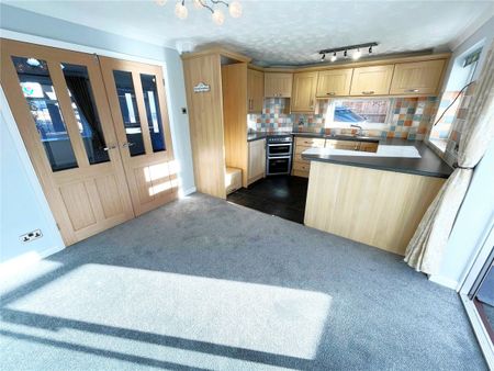 Milford Drive, Shipley View, Ilkeston, Derbyshire, DE7 - Photo 5