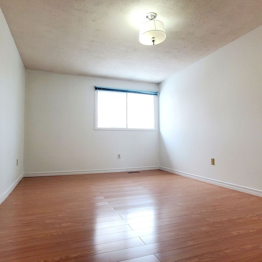 For Lease - 6 Cottsmore Crescent, Markham, Ontario - Photo 1