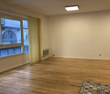 Location Appartement 2 pièces 74m² VALENCE 26000 - Photo 4