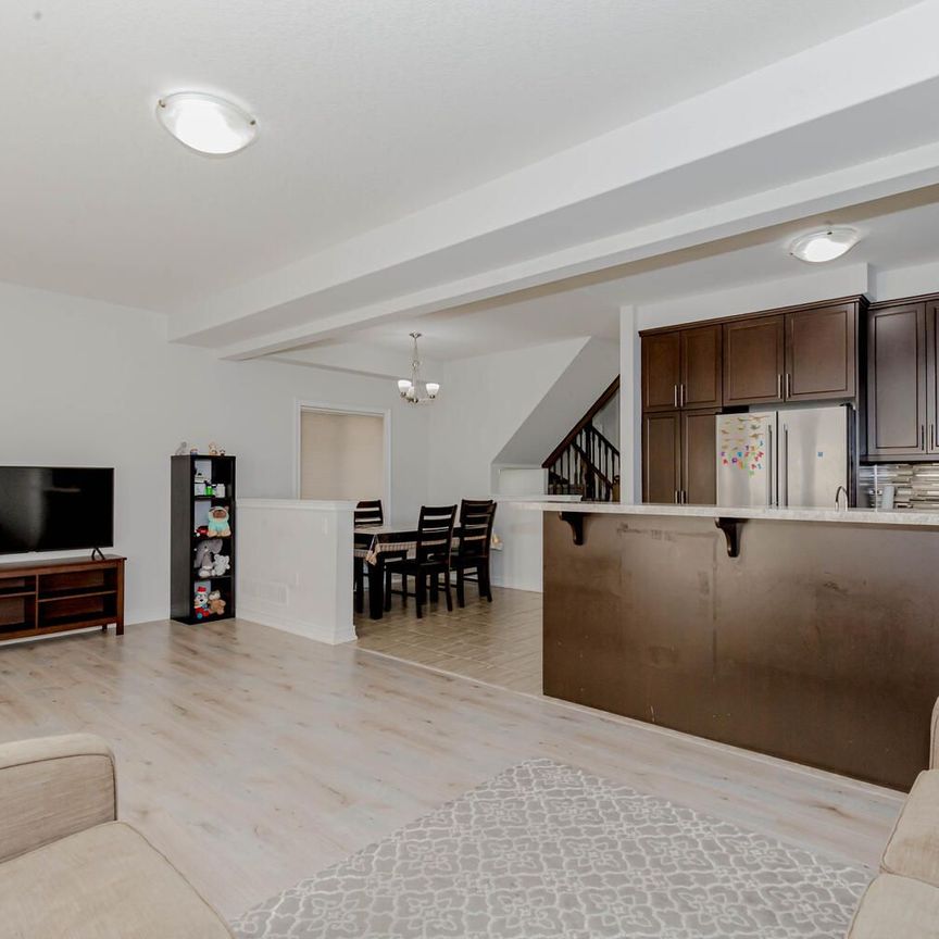 For Lease - 49 Sexton Crescent, Hamilton, Ontario - Photo 1