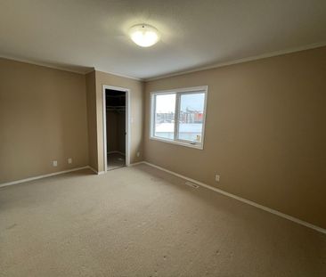 3 Bedroom Property in Evergreen - Photo 5