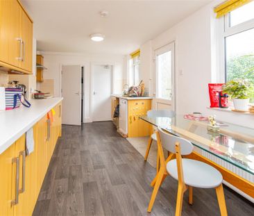 1 bed Room To Let - Photo 1