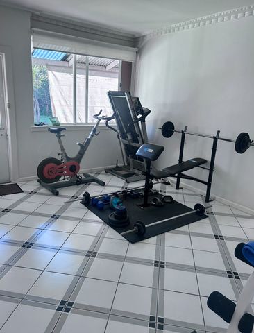 St Kilda East - Photo 5