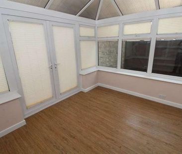 Rivetts Close, Olney, MK46 - Photo 1