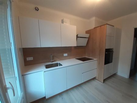 Location Appartement 3 pièces 62m² ANNECY 74000 - Photo 4