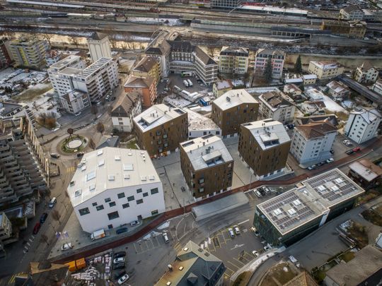 2.5 Zimmer, 94 m², 6. Stock - Photo 1