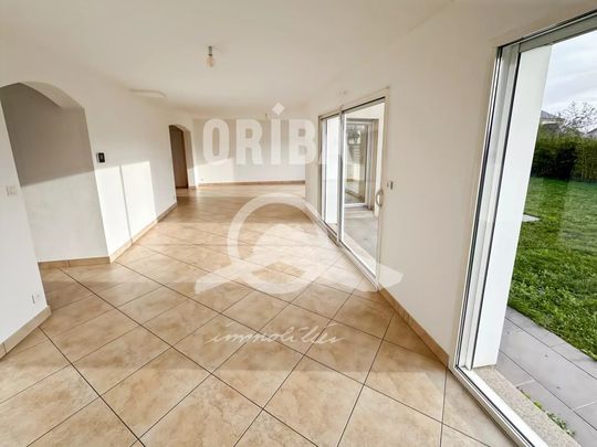 Location Maison 6 pièces 140m² SAUTRON 44880 - Photo 1