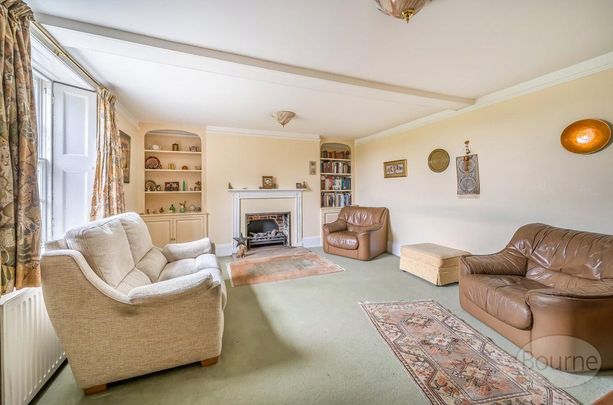 4 bedroom detached house to rent - Photo 1