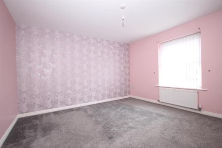 3 bedroom townhouse to rent - Photo 2