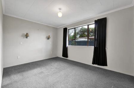 13 Cordelia Street, Stratford - Photo 4