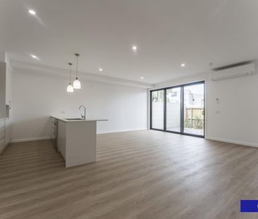 IMPRESSIVE BRAND NEW AND WATER INCLUDED IN RENTAL - SUPER SLEEK CIT... - Photo 4