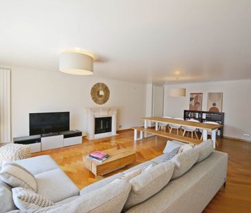Ruim en centraal gelegen appartement met 3 slaapkamers - Photo 4