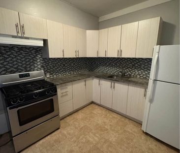 99 Henderson - Photo 5