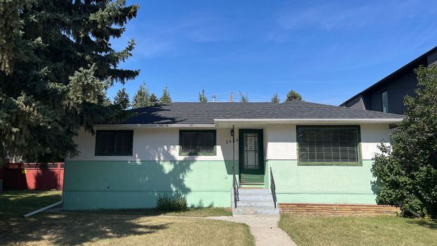 3524 7 Avenue Southwest, Calgary - Photo 1