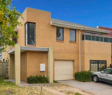 Affordable Comfort in Roxburgh Park - Photo 1