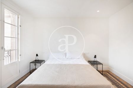 Luxury Apartment for Rent in El Gótico - Photo 4