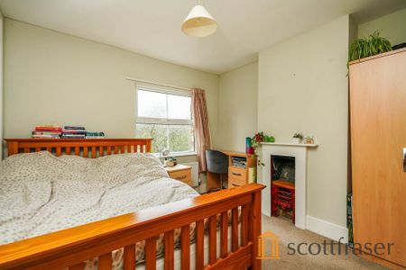 3 bedroom terraced house to rent - Photo 3