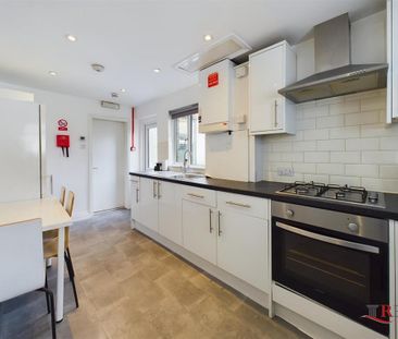 House share to rent - Photo 4