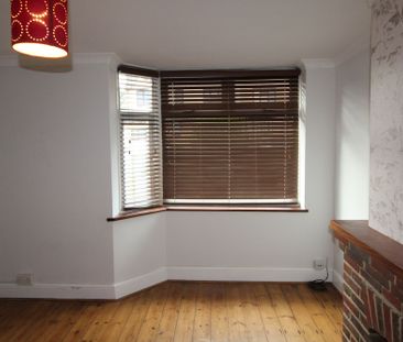 Allen Road, Haywards Heath, RH16 - Photo 1
