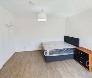 5 bedroom house to rent - Photo 4