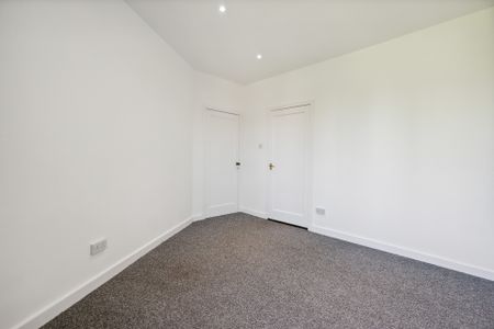 Anniesland Road - Photo 5