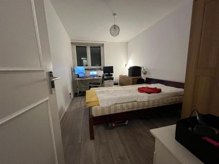 3 bedroom apartment to rent - Photo 3