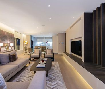 A unique, contemporary home featuring a private roof terrace offering panoramic views of the London skyline in Hampstead, NW3 - Photo 3