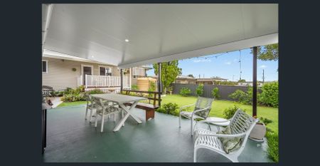 Beautifully Family Home in Prime Eastern Heights Location - Photo 5